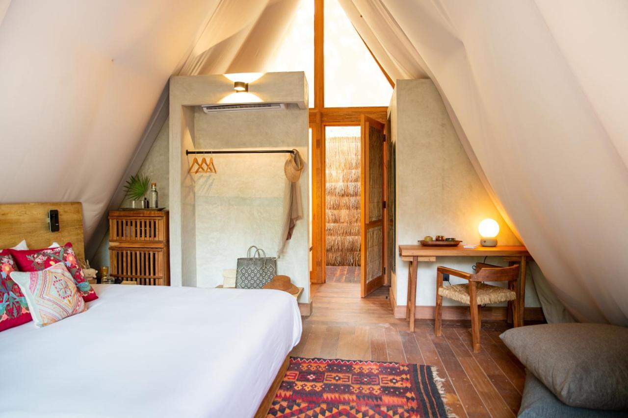 King Room with Lake View