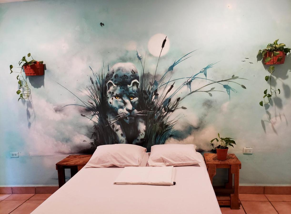 Vierpersoonskamer met Gedeelde Badkamer