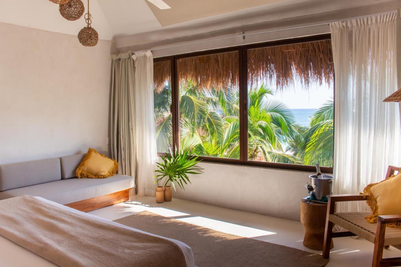 Deluxe Panoramic View,1186123987:JPEG