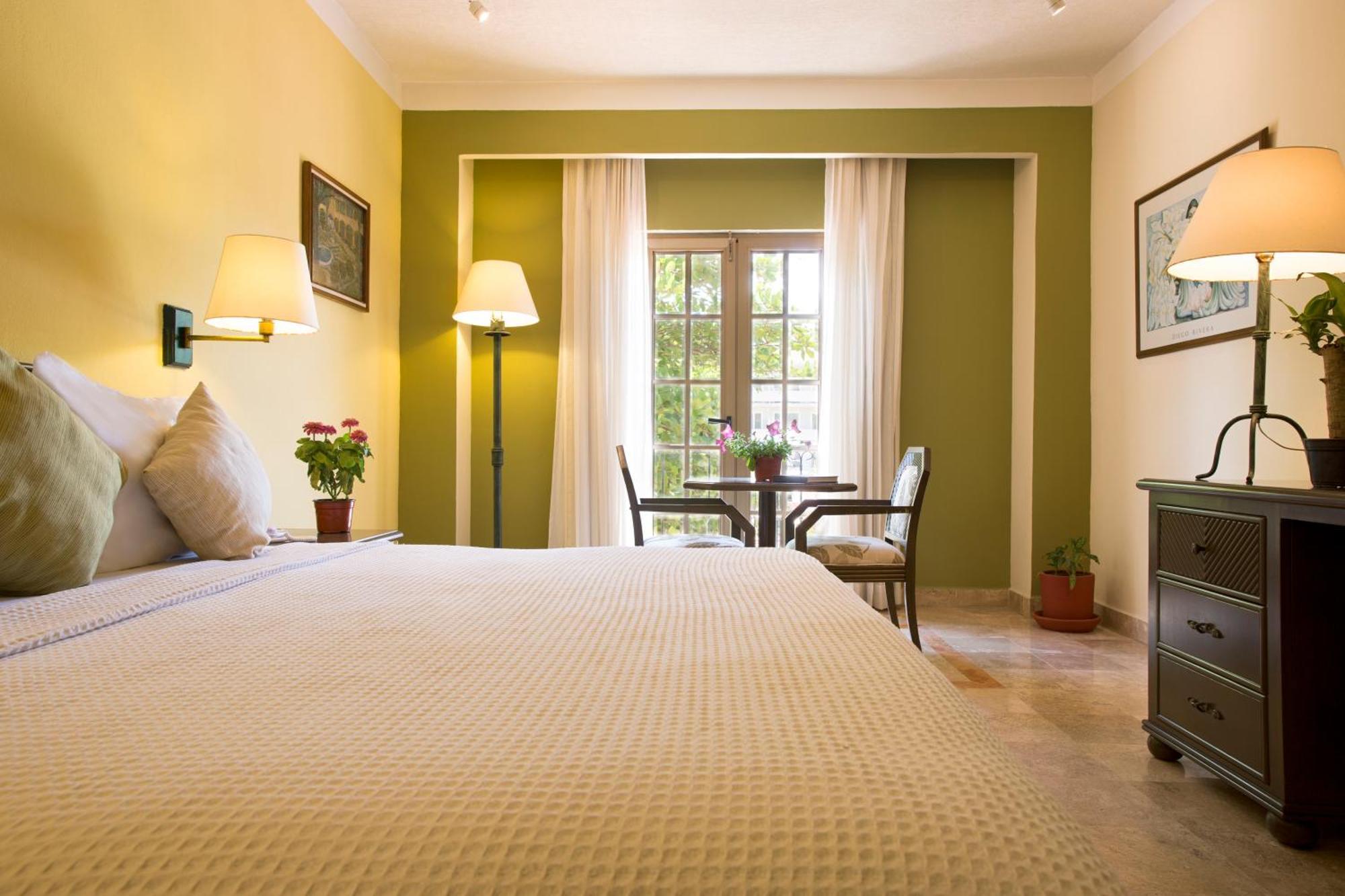 King Room,1226942813:JPEG