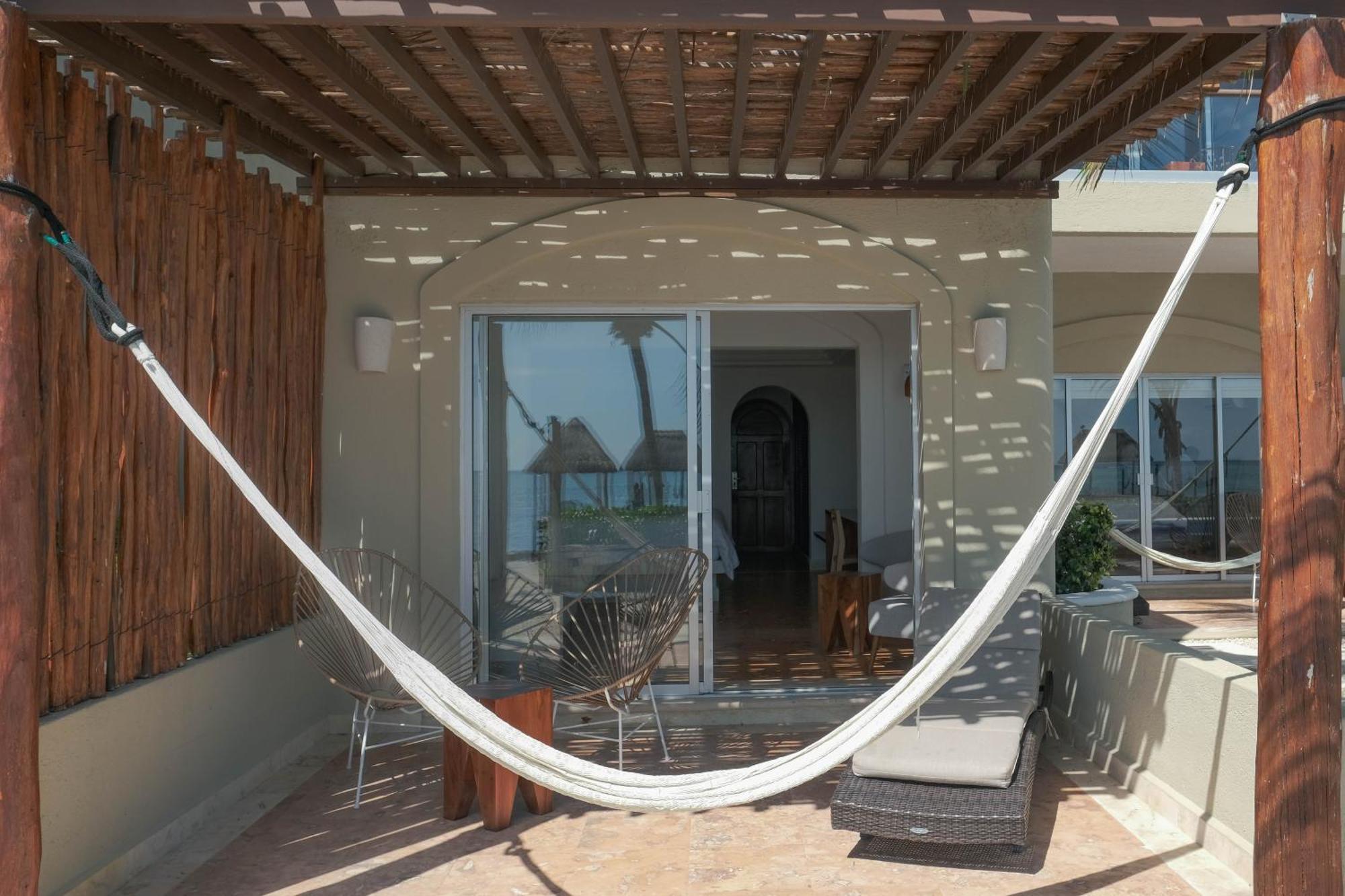 Junior Suite BeachFront
