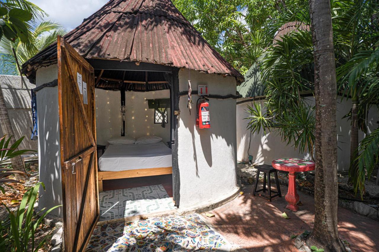Quarto Duplo com Banheiro Compartilhado
