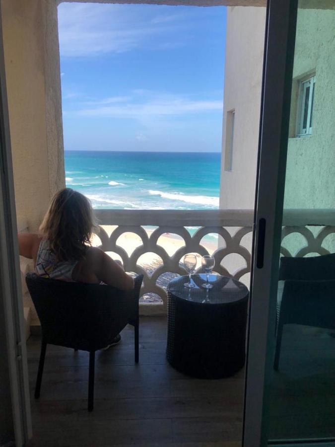 Studio Apartment with Sea View