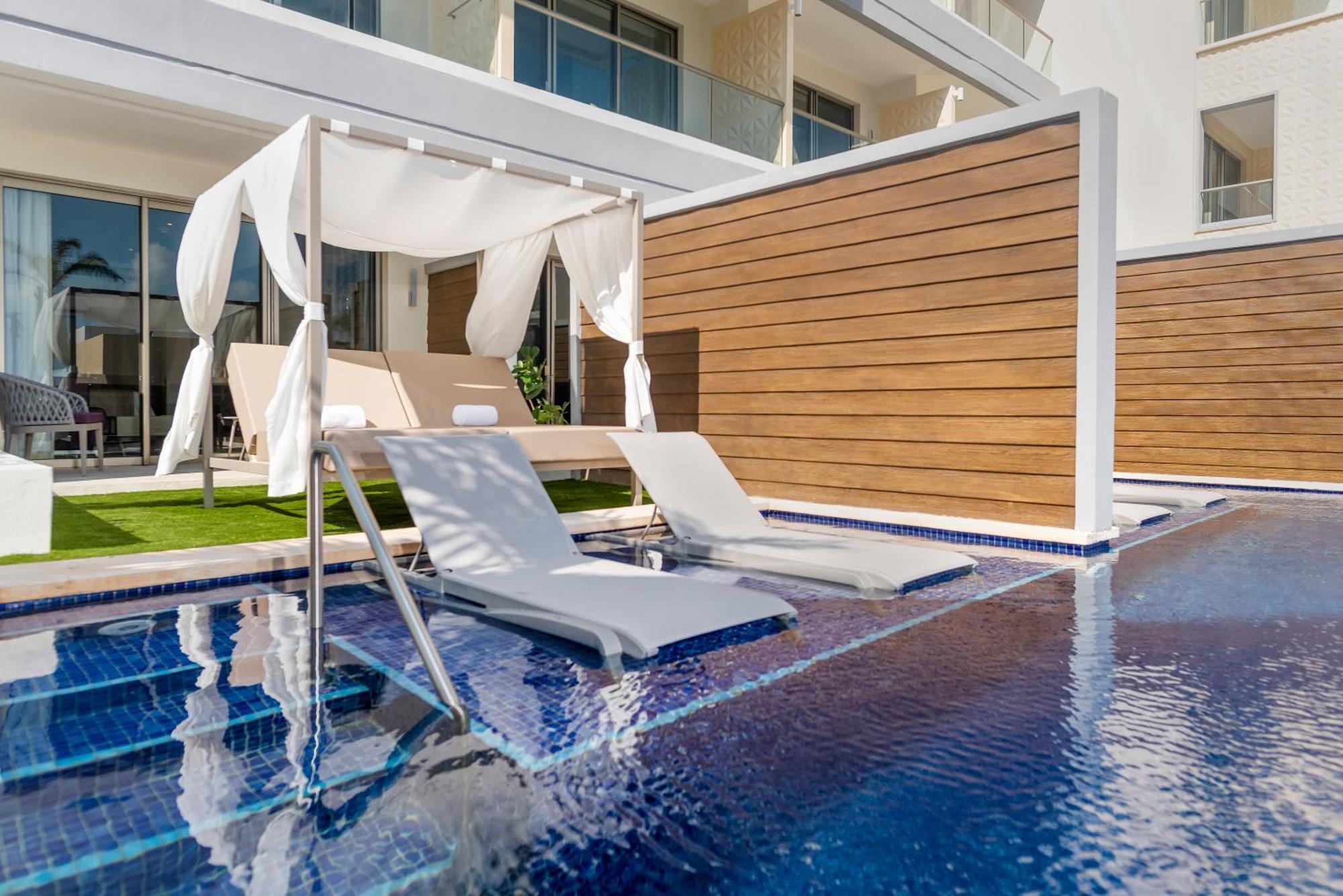 Suite Júnior STAR Class Swim Out