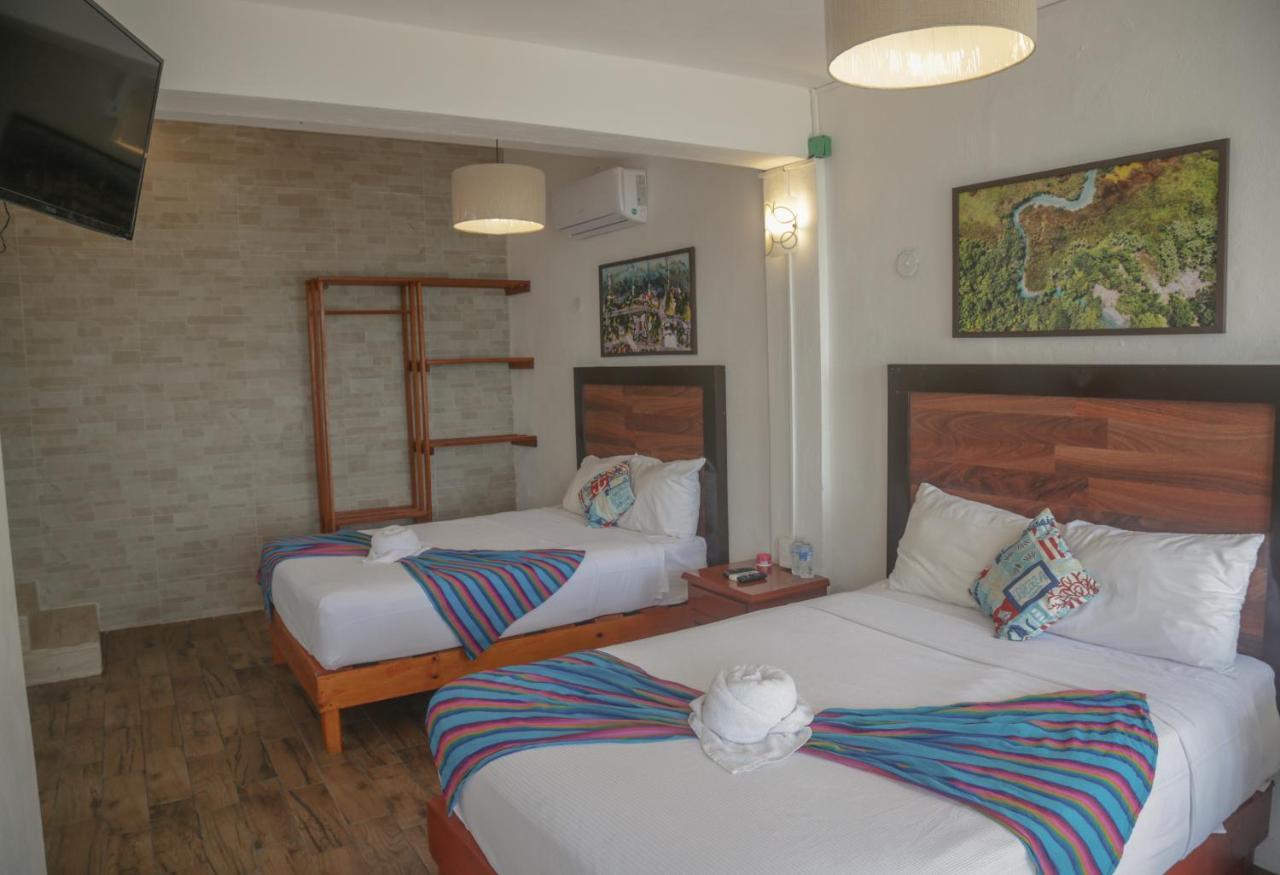 Quadruple Room Lake View,1334152205:JPEG