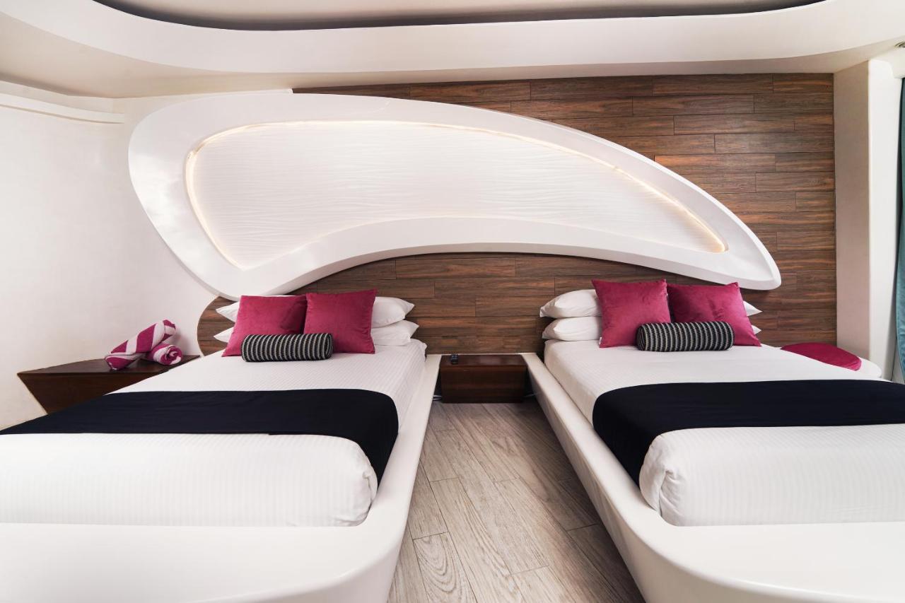 Quarto Queen Deluxe com 2 Camas Queen-size