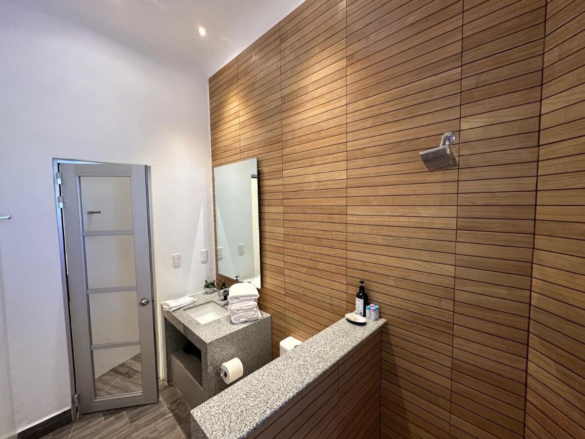 Suite Master com 2 Camas de Casal - Vista Lagoa