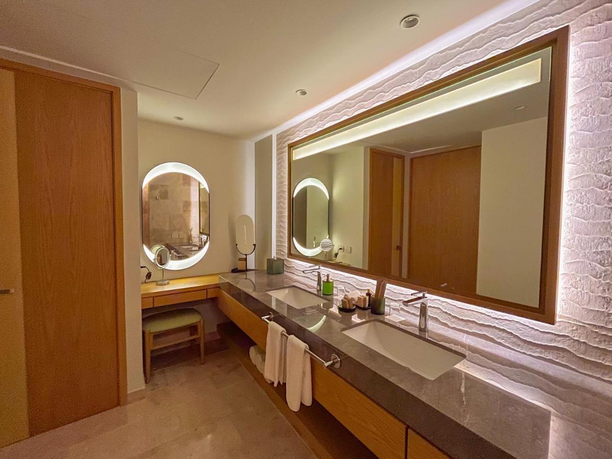 Serenity Club Partial Ocean View 2 Queen Beds Junior Suite
