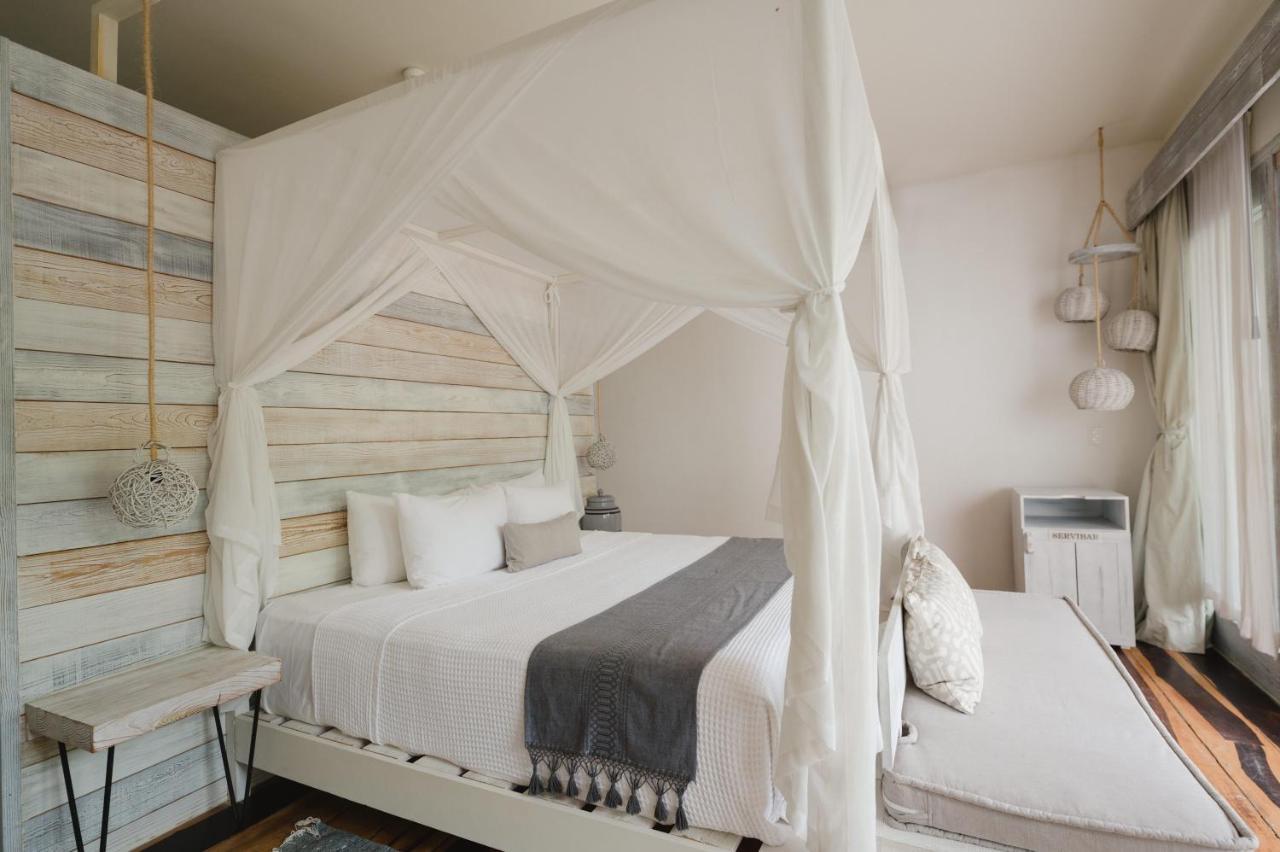 Garden Room King,1402640003:JPEG