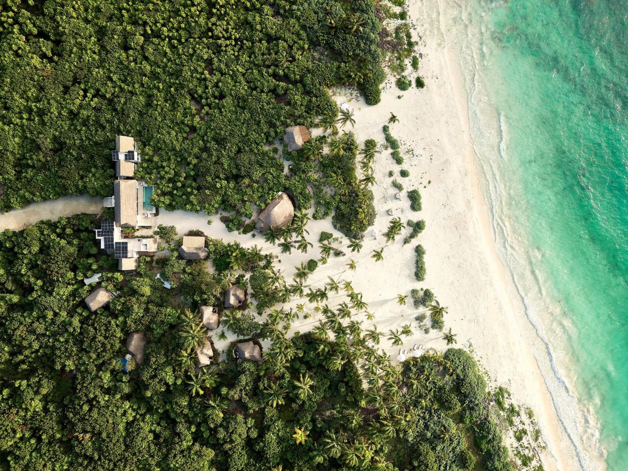 Villa - Beach Front