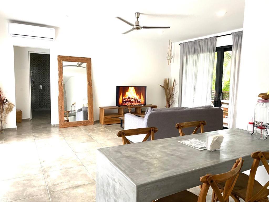 Junior Suite with Pool View,1539045538:JPEG