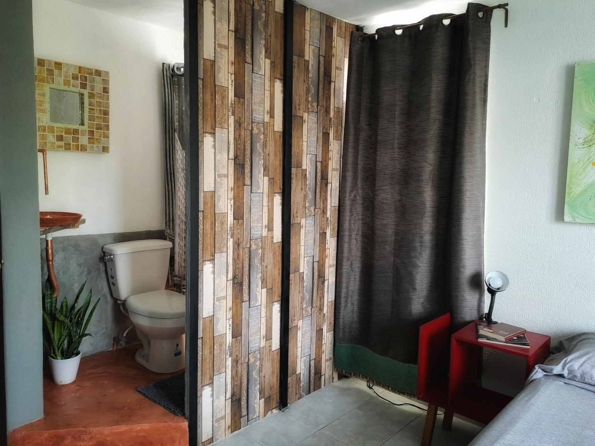 Double Room Private Bathroom