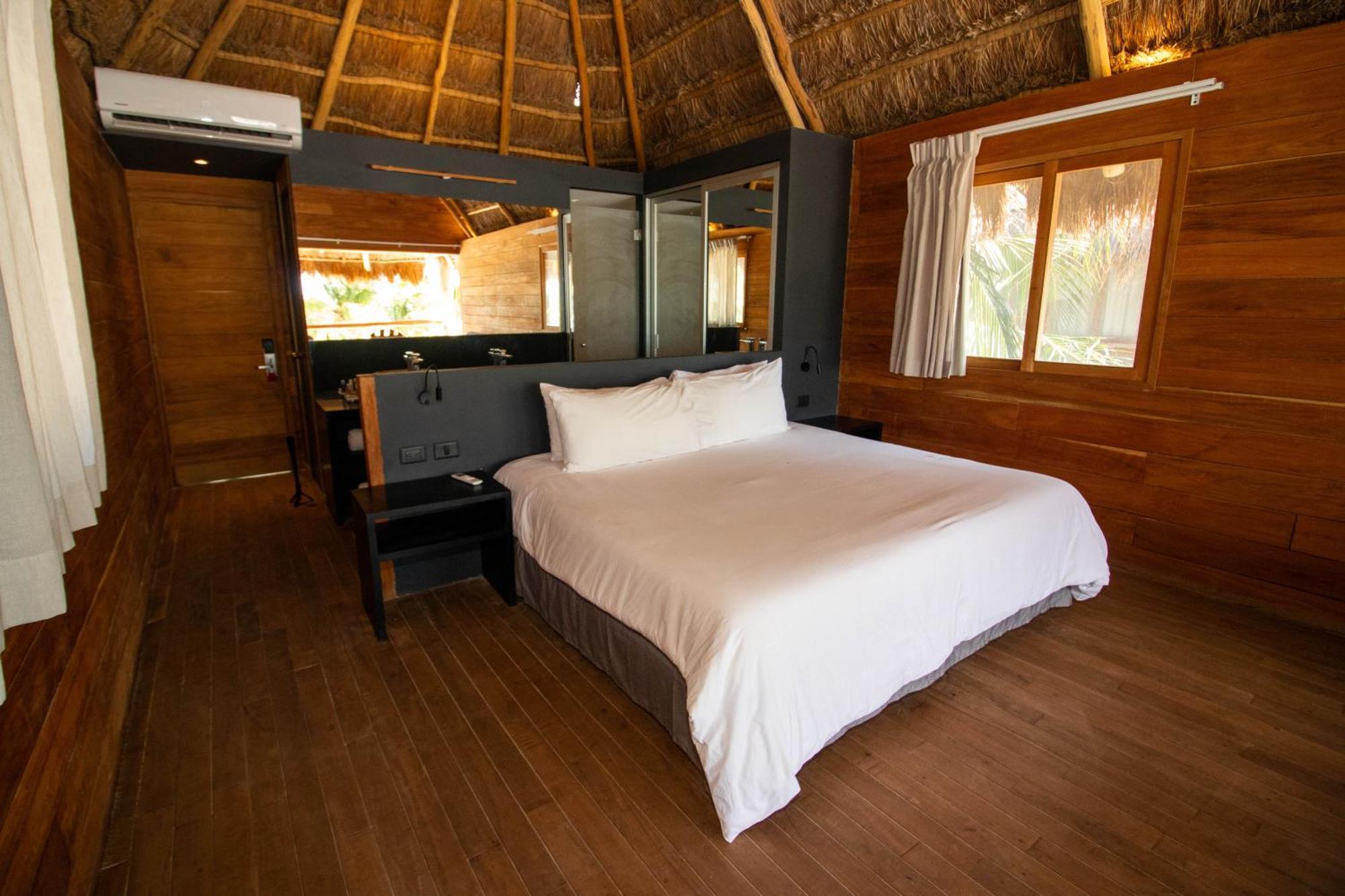 Bungalow with Sea View