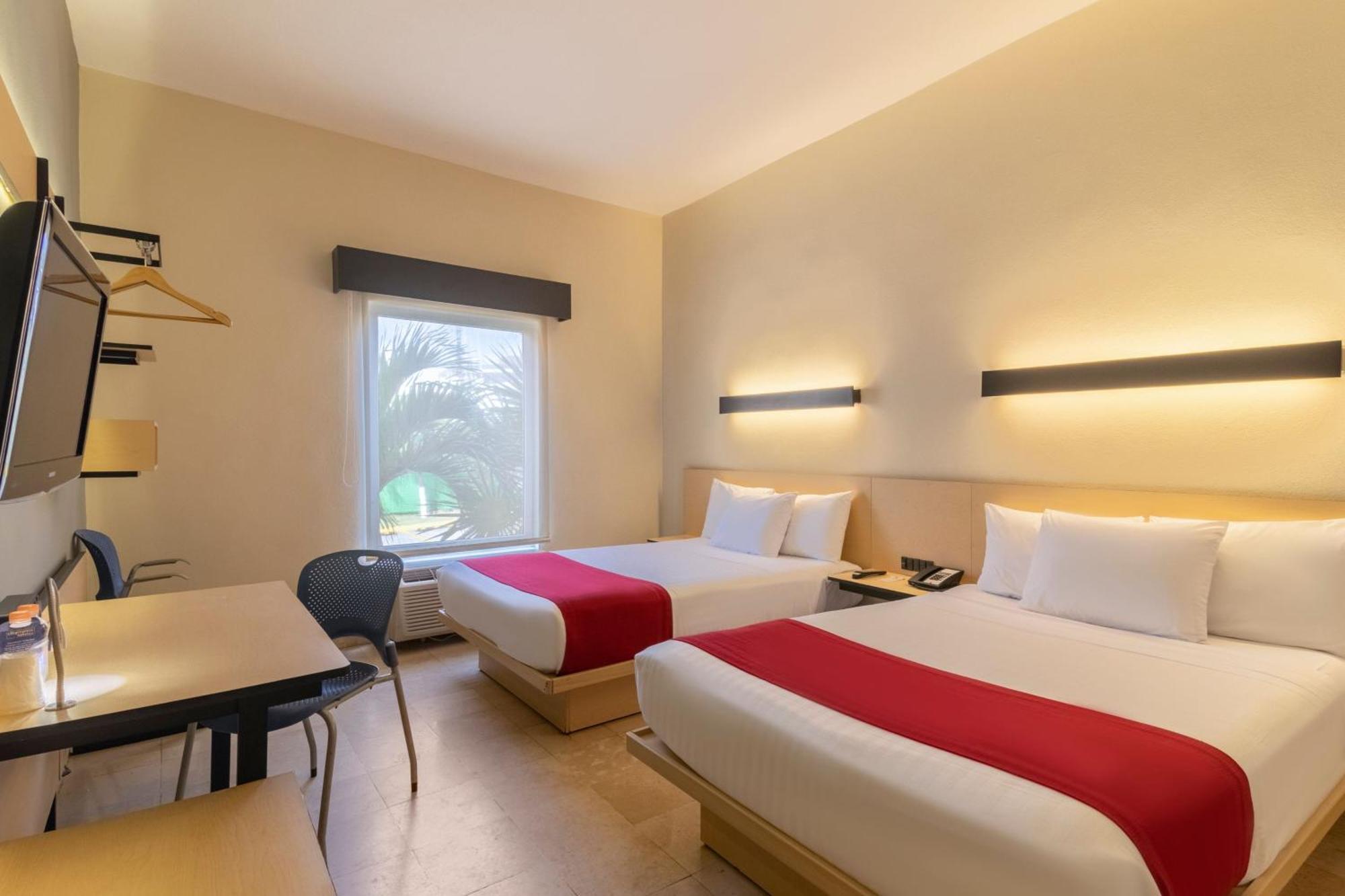 Double Room with Two Double Beds,1553211715:JPEG