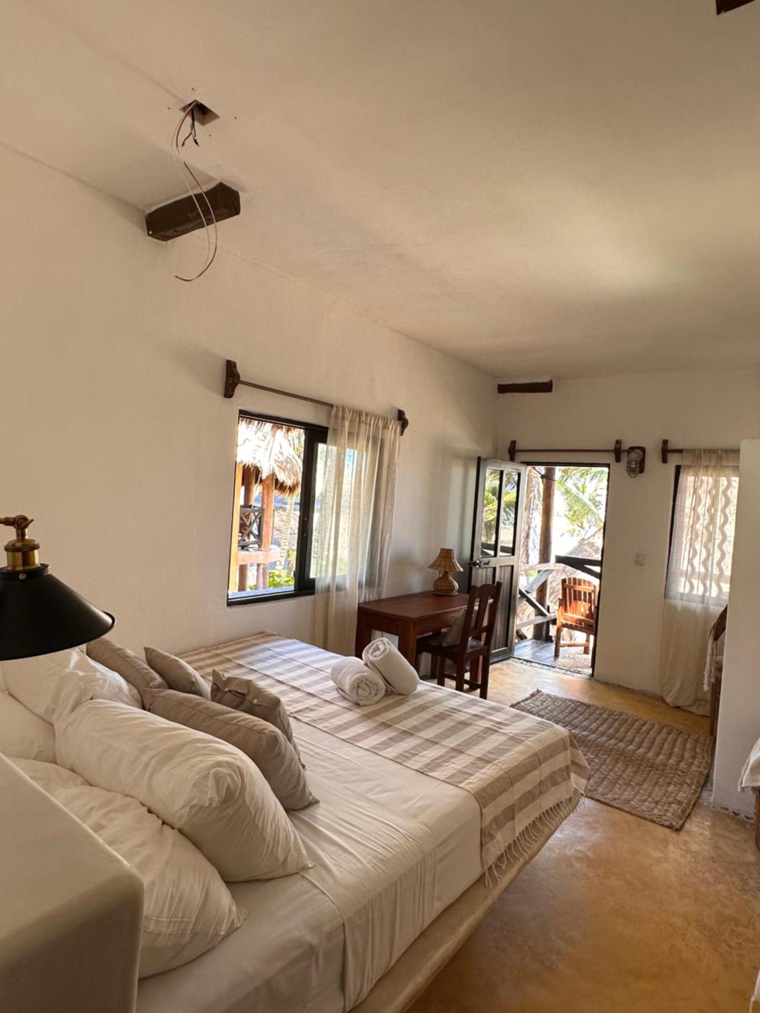 King Suite,1556156176:JPEG