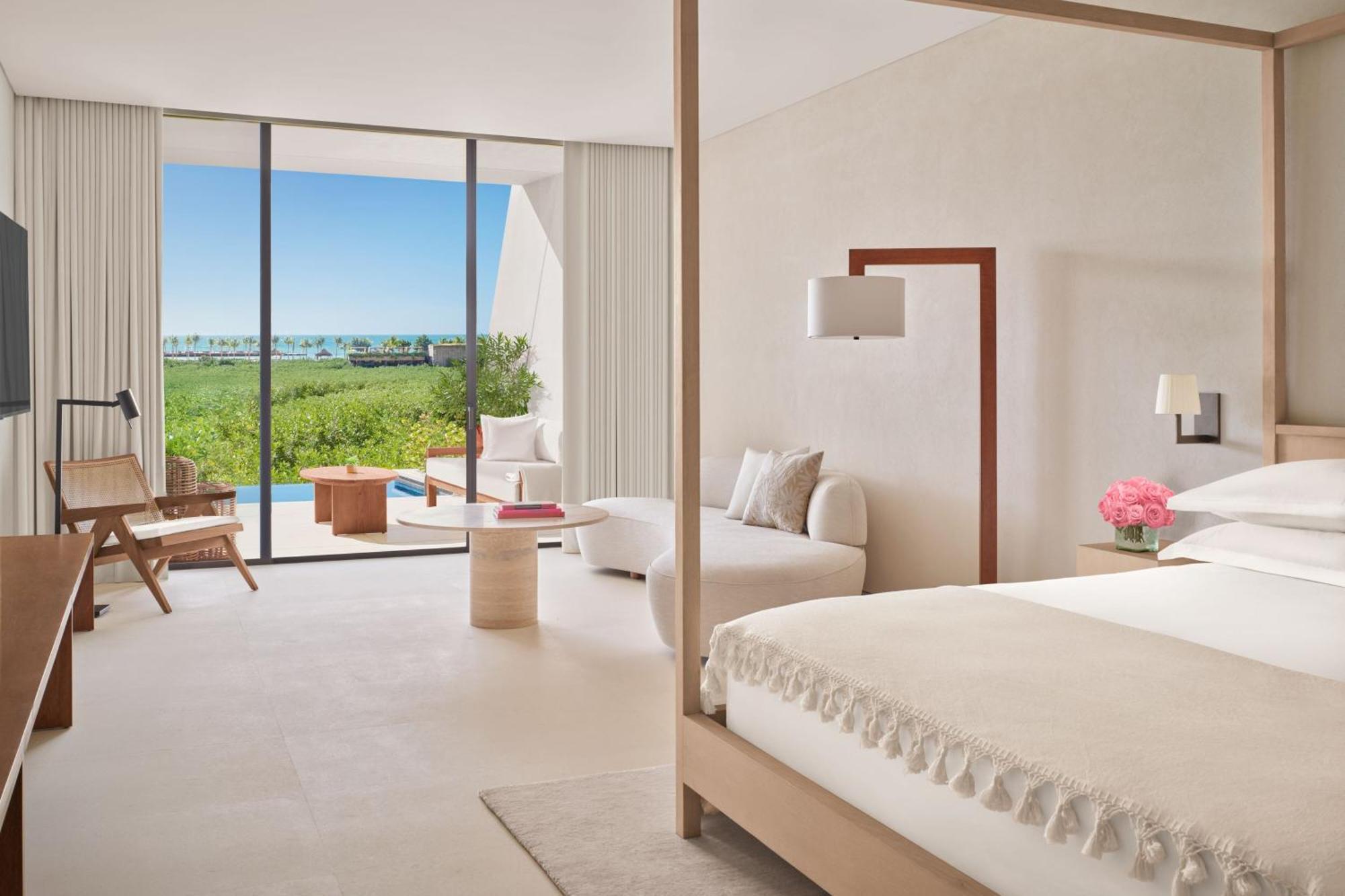 Premier King Room with Terrace and Ocean View - Plunge Pool