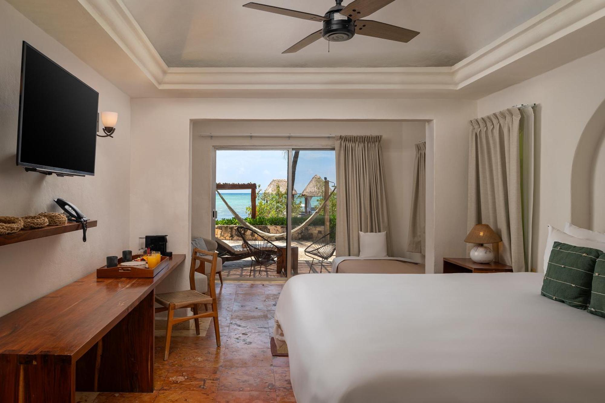 Junior Suite BeachFront