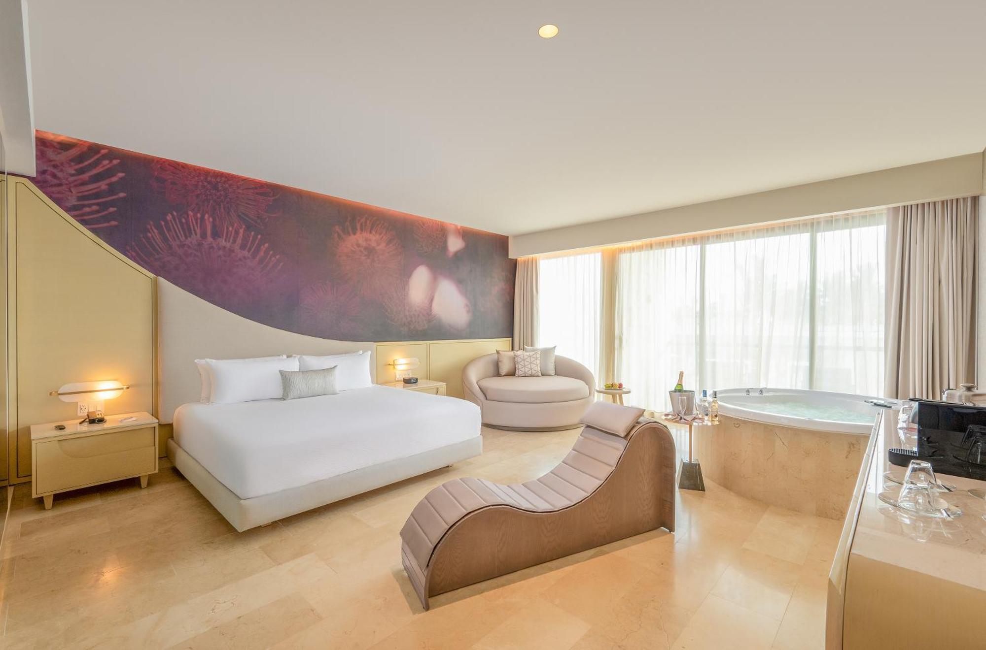 Seductive Pool View Jacuzzi Suite