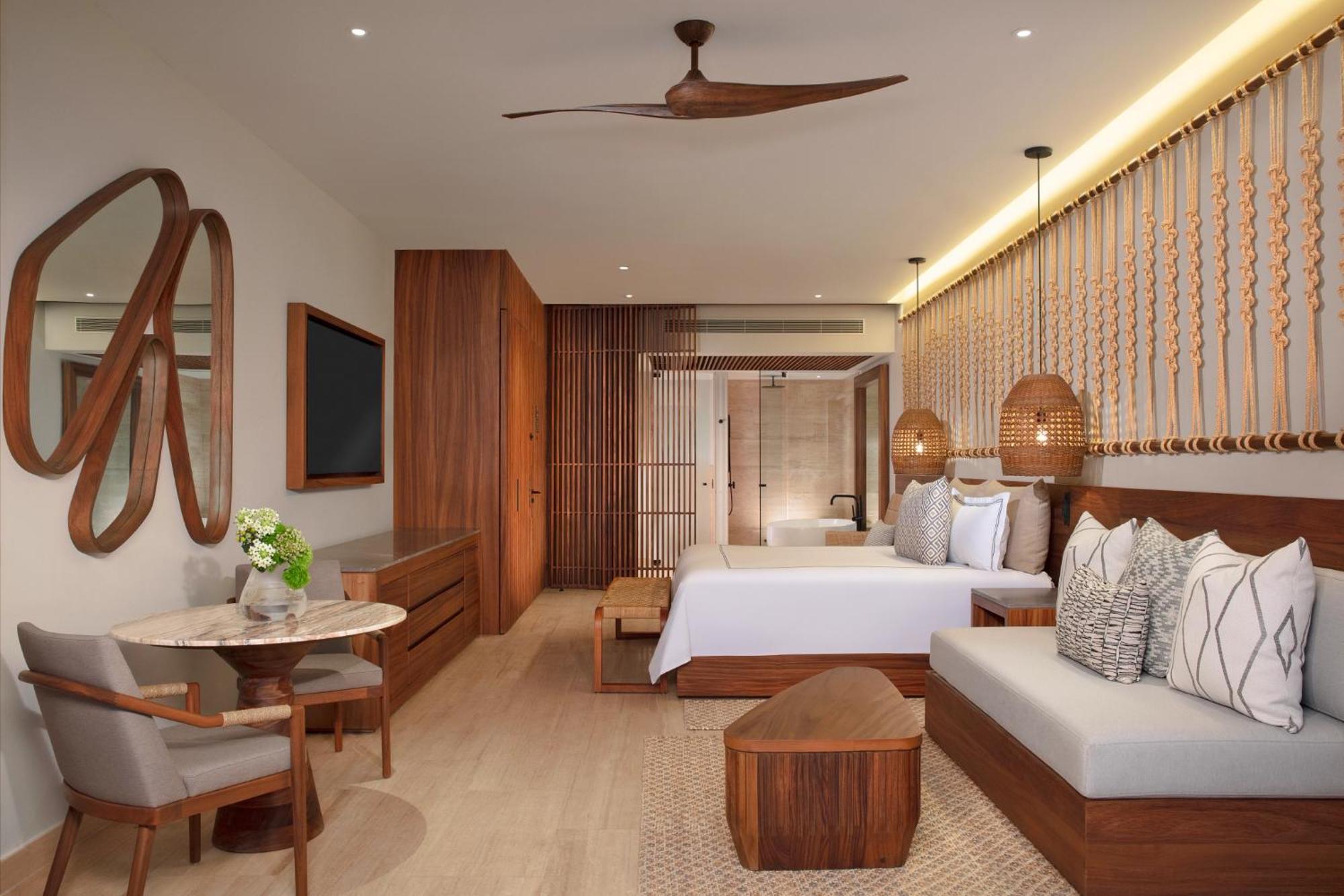 Preferred Club Junior Suite Swim Out Ocean Front