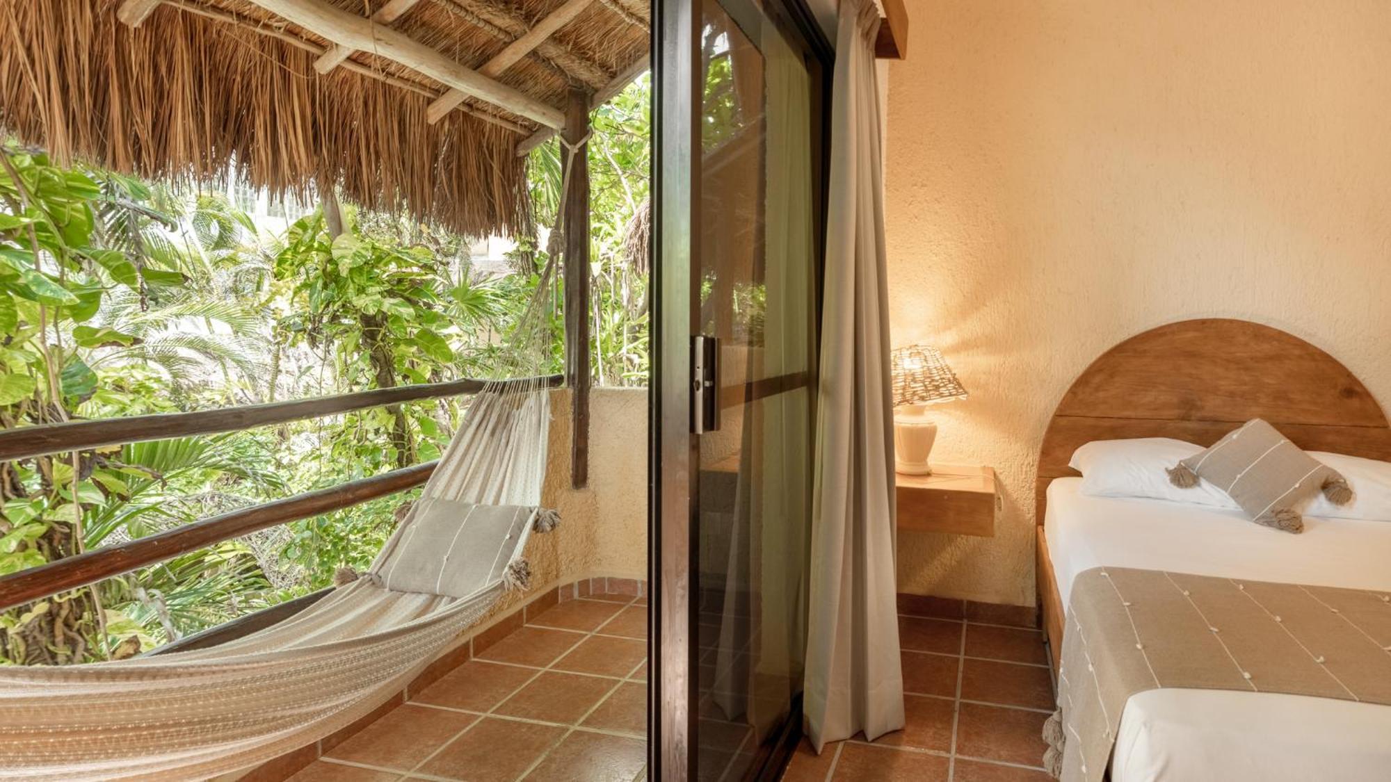 Twin Room with Garden View,1614357443:JPEG