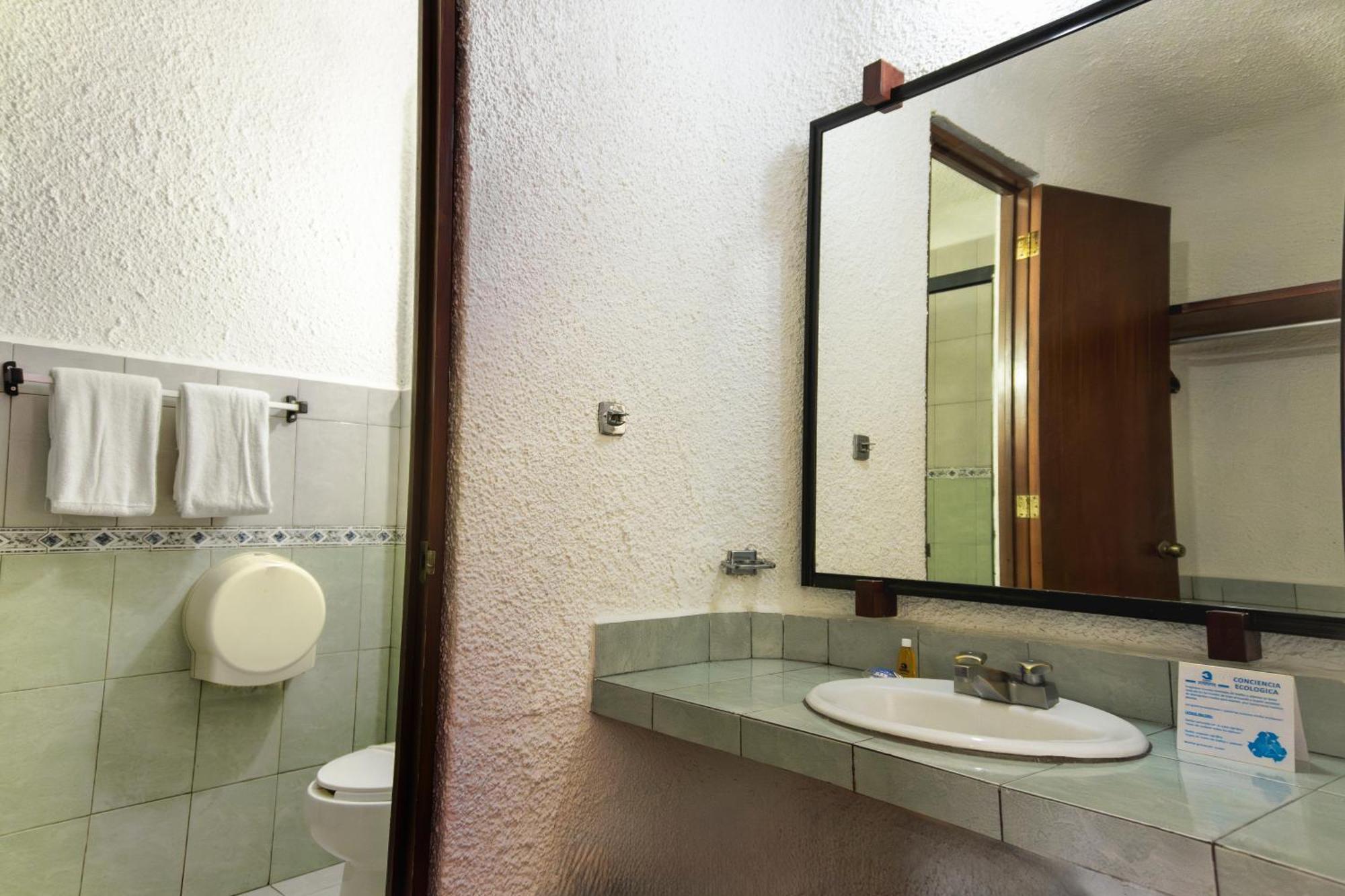 Budget Double Room,1620596808:JPEG