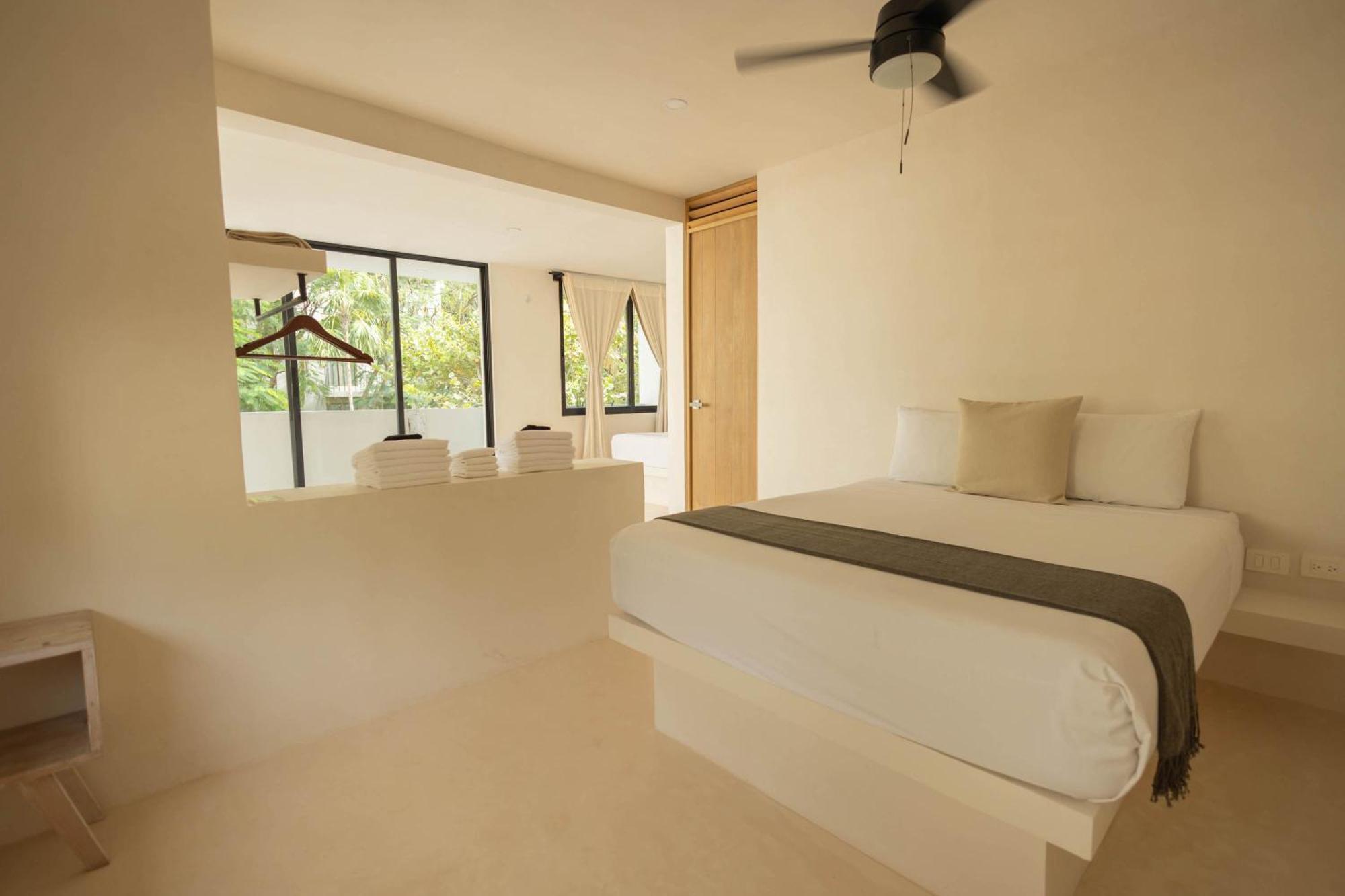 Double Room,1632349458:JPEG