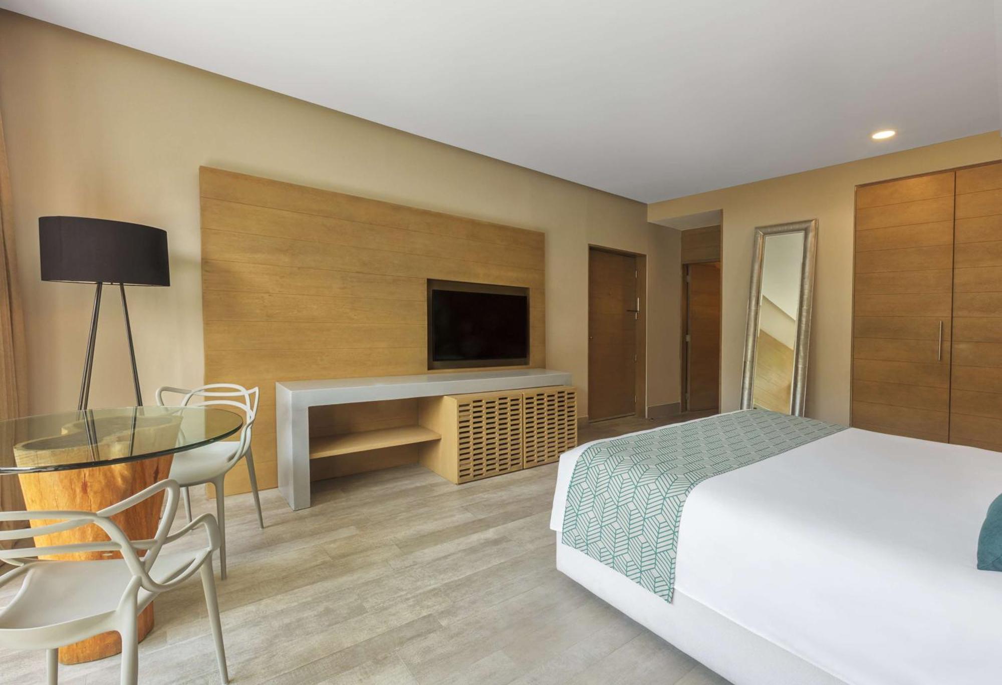 Superior King Room - Adults Only