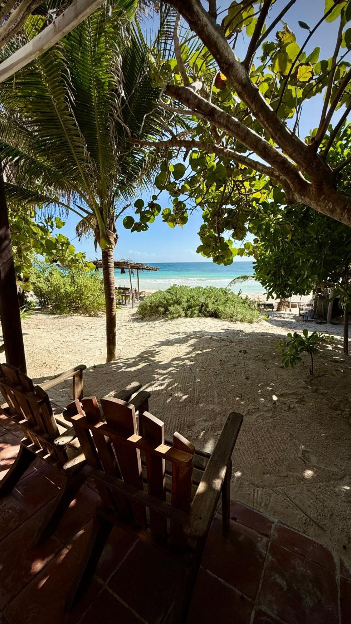 Bungalow Beach Front,1673655451:JPEG