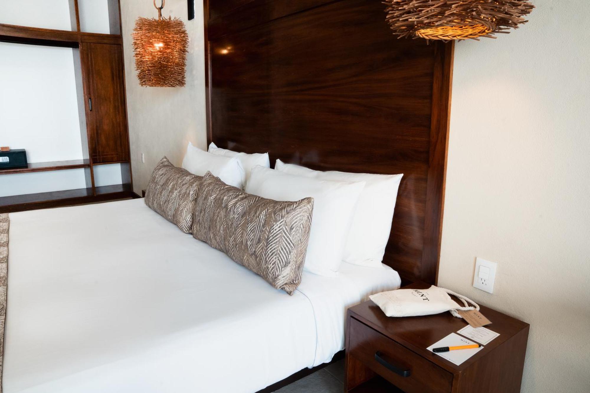 Deluxe Suite Sea View