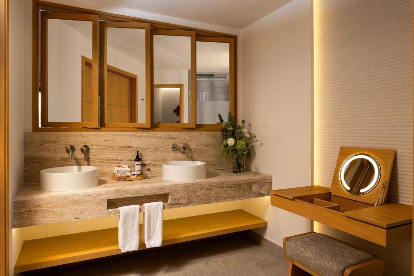 Suite Junior con vistas al jardín - Camas dobles
