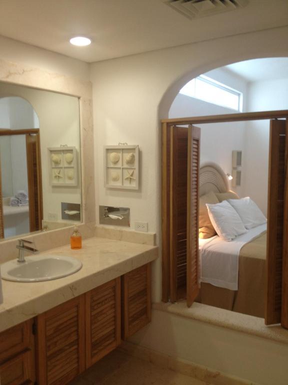 Two-Bedroom Villa with Ocean View,52186517:JPEG