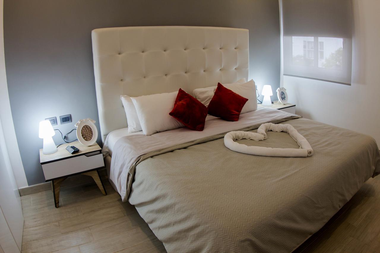 Apartamento de Luxo com Varanda
