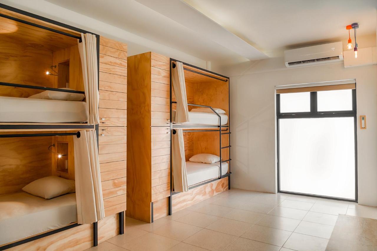 Cama em Dormitório Misto com 6 Camas
