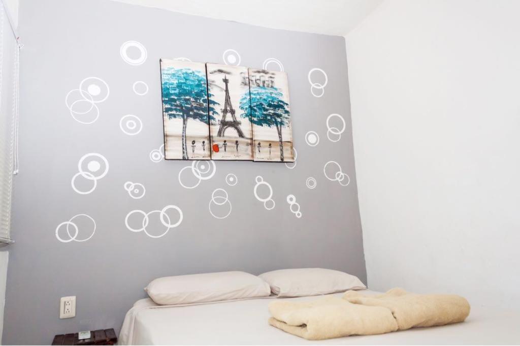 One-Bedroom Apartment,765892939:JPEG