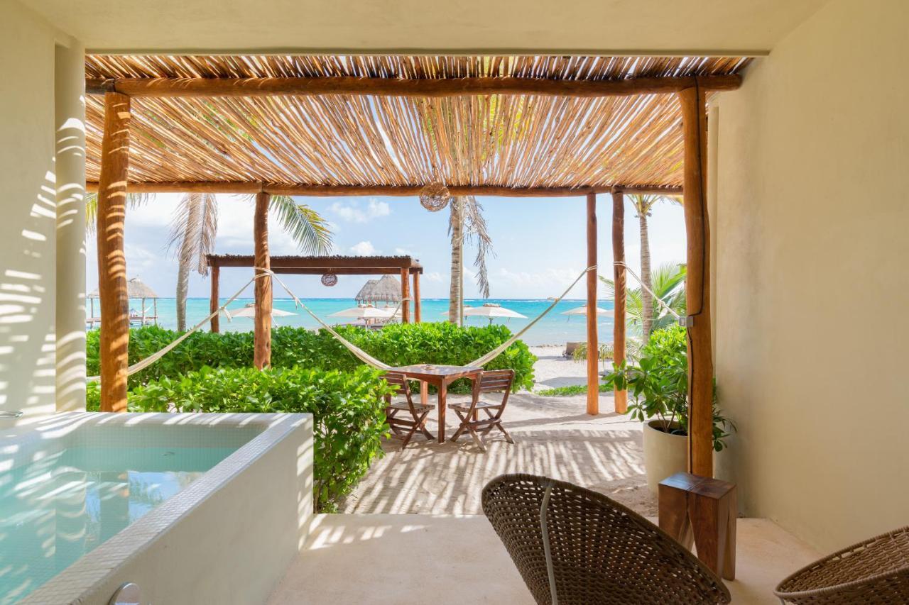 Master Suite Beach Front with Plunge Pool,1398642926:JPEG