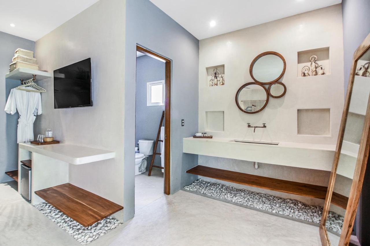 Deluxe Suite,978039637:JPEG