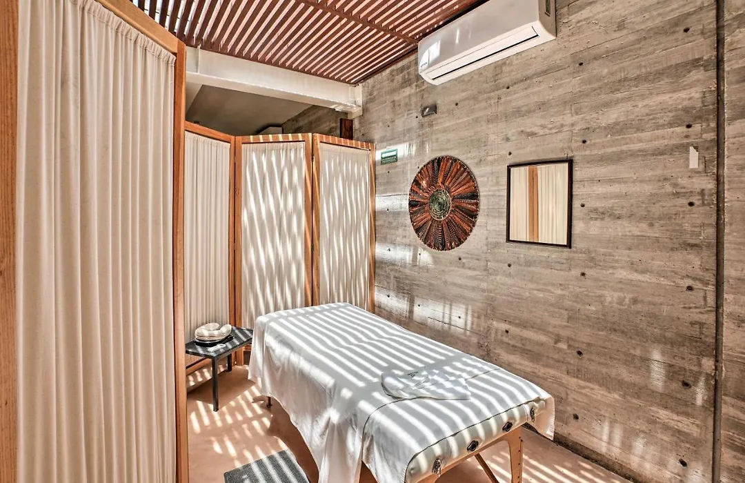 Upscale Resort-Style Condo In Tao Community!-1