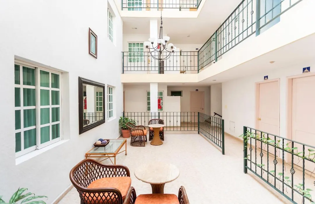 Hotel Gandhi-1