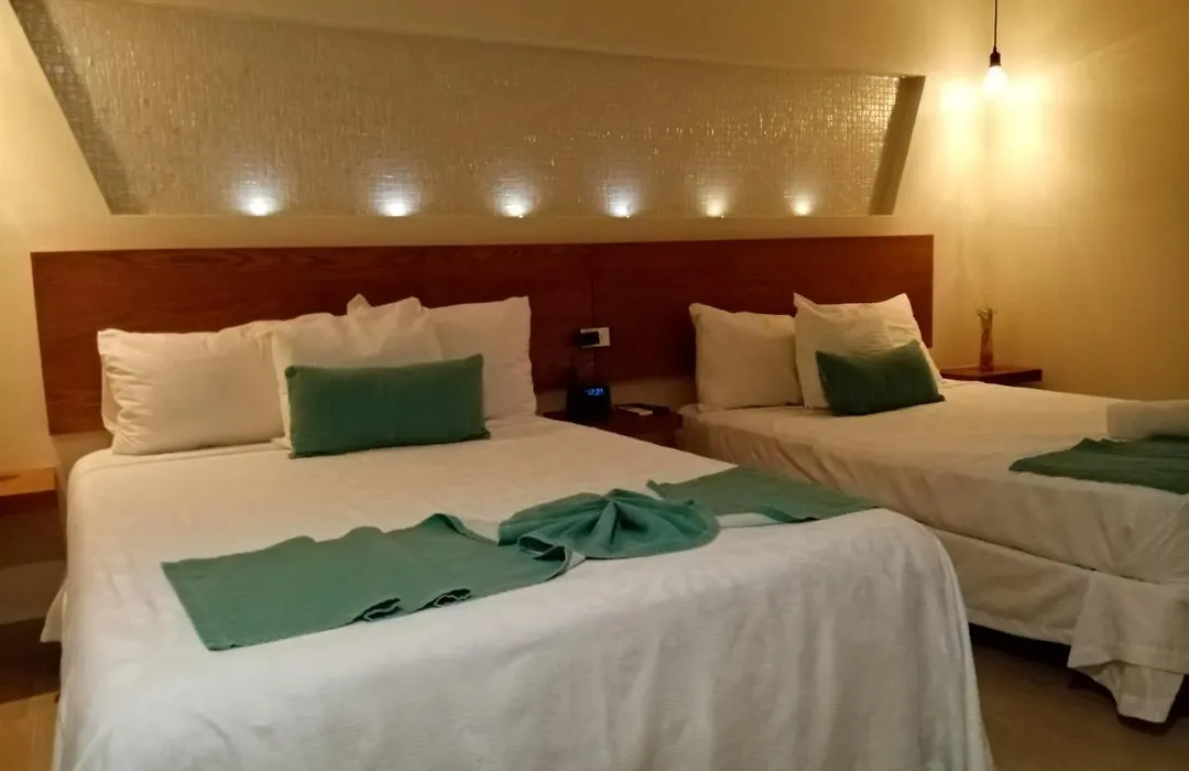 Brisas 10 Beachside Suites-1