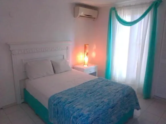 Cancun Villa Turquesa, amplia, excelente ubicación.-1