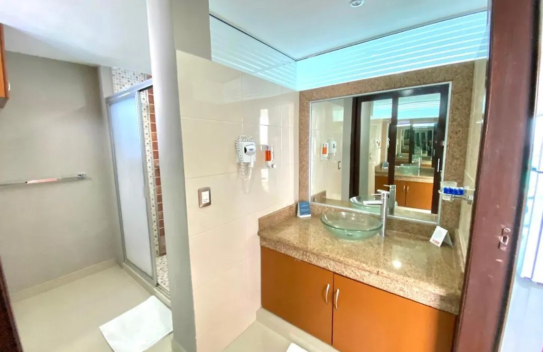 Condominio Girasol Oceanview-1