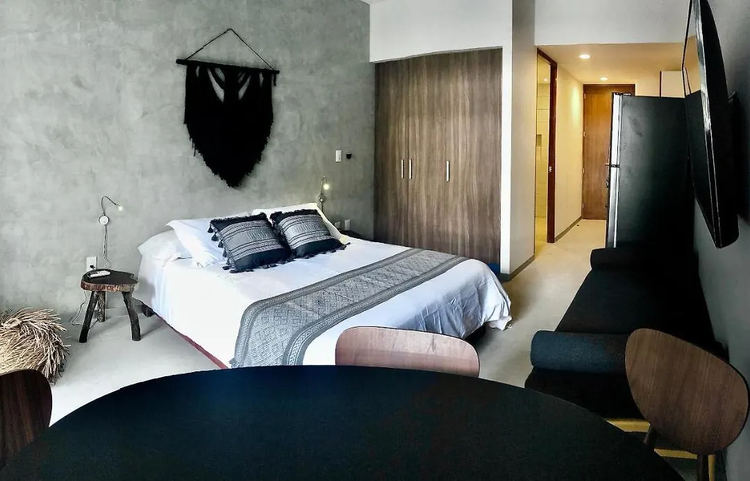 Brand New Studio 38Th Street-1