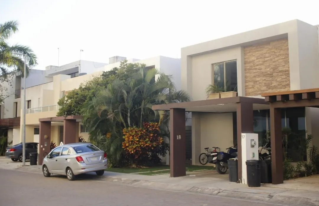 Casa En Residencial De Lujo, 3 Habitaciones, Confort, Seguridad Y Ubicacion-1