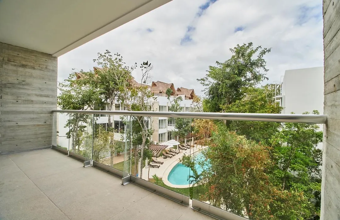 Fascinating & Exclusive Penthouse With A Premium Location With Gym, Private Terrace, Jacuzzi & Swimming Pool-1