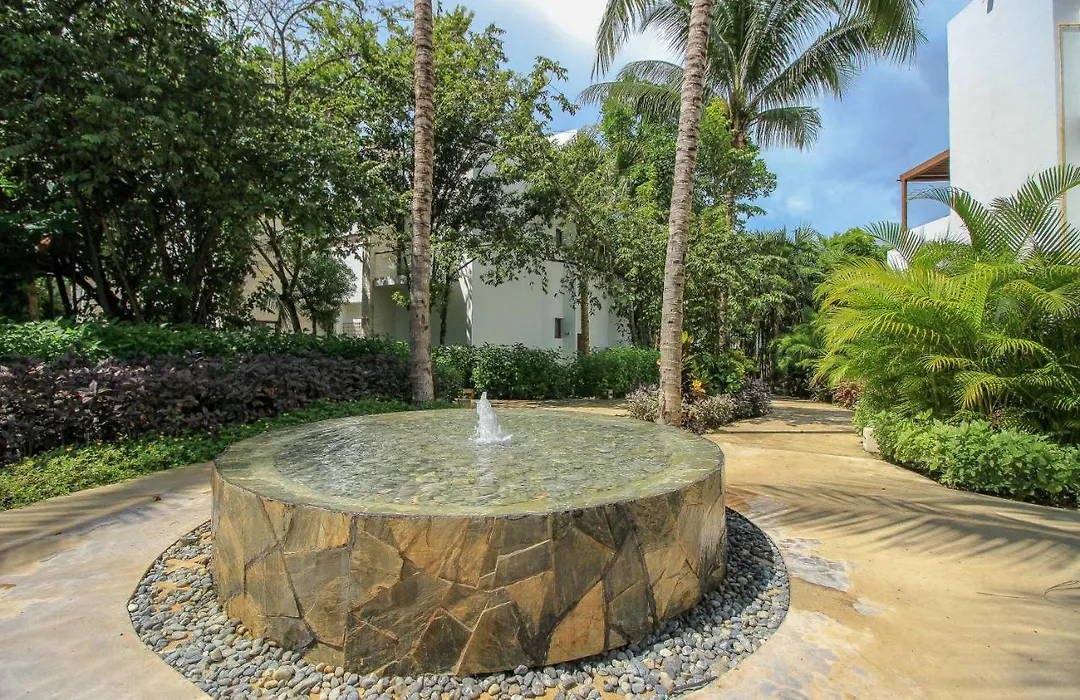 Stunning House Perfect For Large Groups Private Rooftop, Sunbeds And Hot Tub Close To The Beach-1