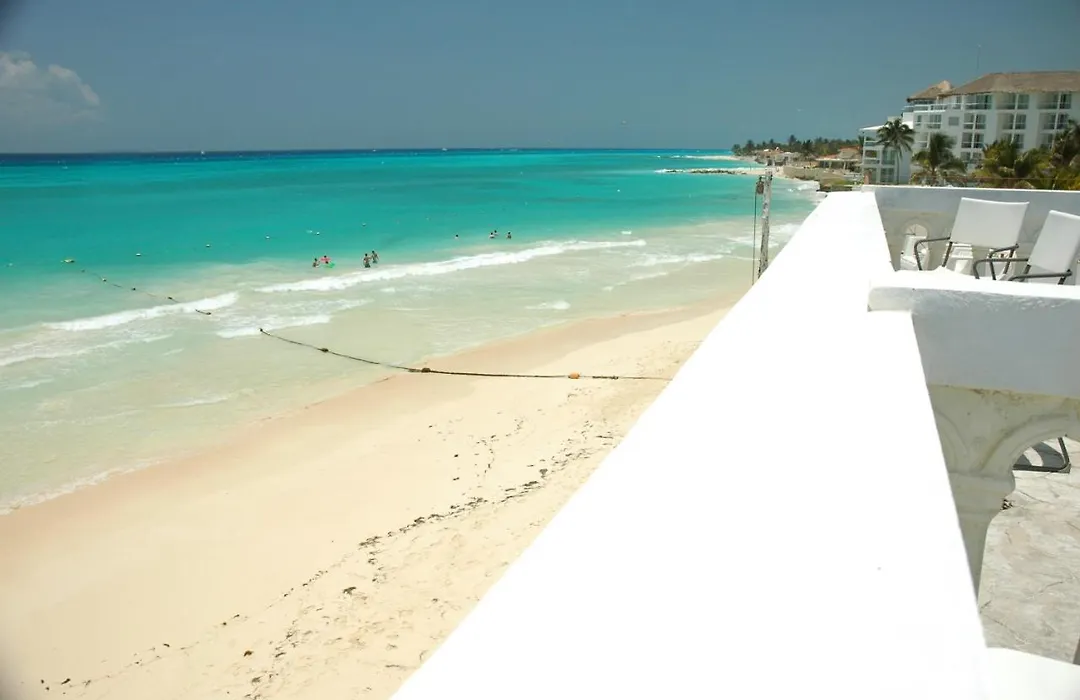 Casita Azul Oceanfront 1 Bed Condo Pms6-1