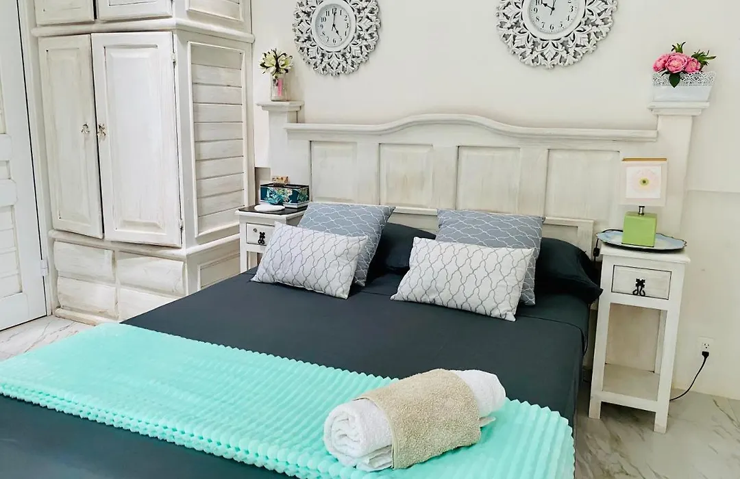 Cozy Tiny Studio Acasadialexplayadelcarmen-1