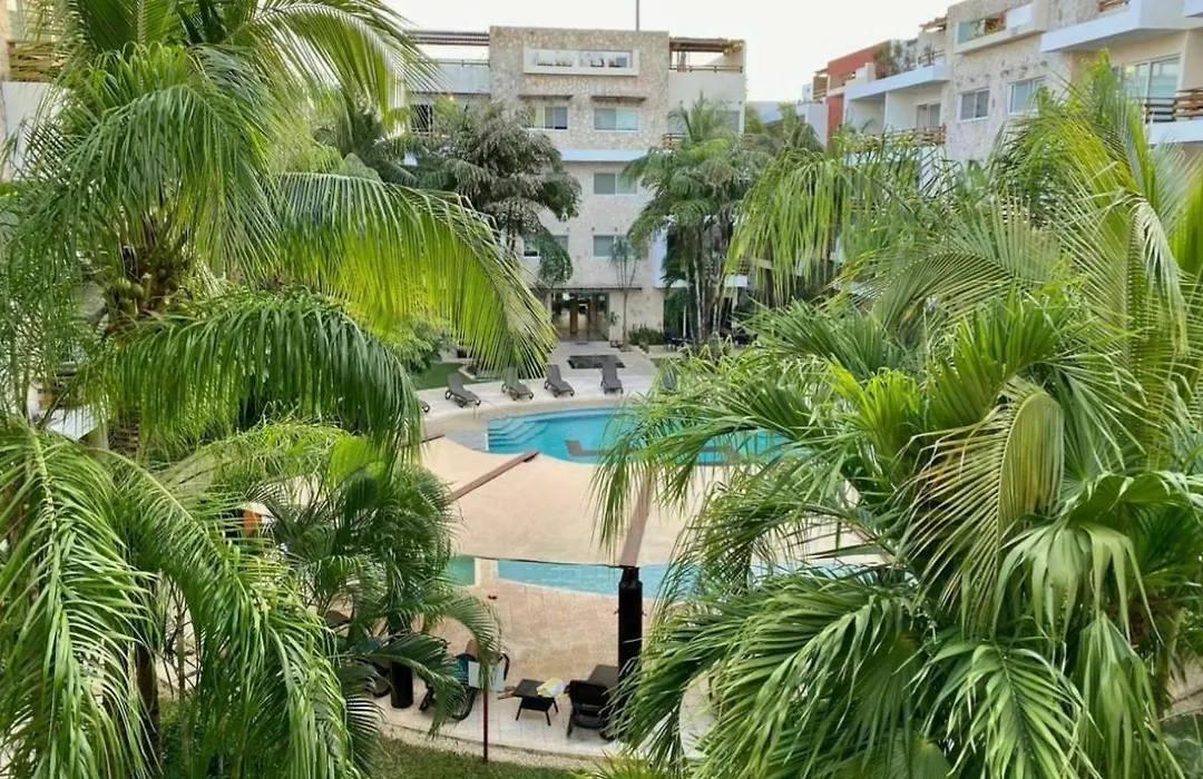 Caribbean Oasis-1
