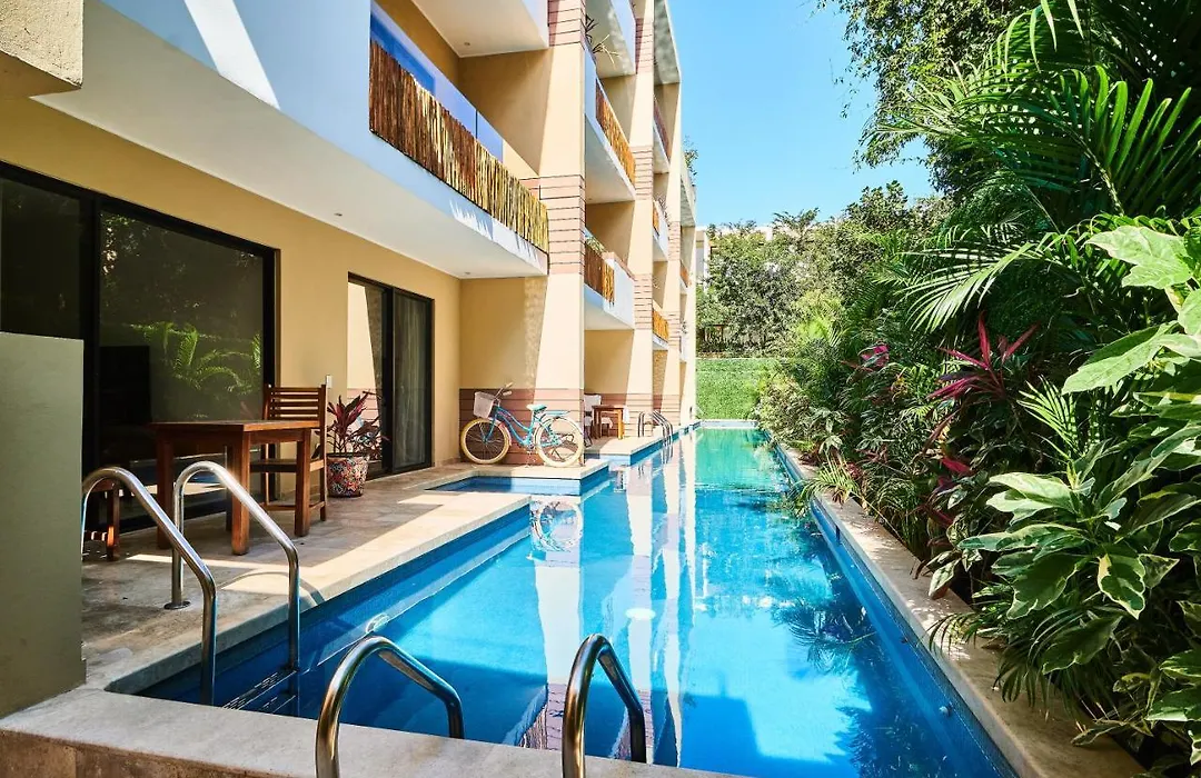 Vibrant Modern Apartment With Balcony Phenomenal Swimming Pool Gym Best Location In Tulum-1