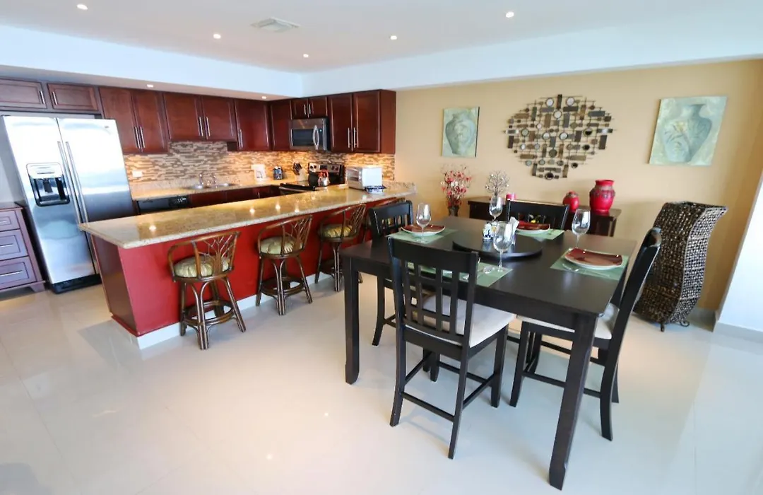 This 4Th Floor Beautifully Decorated 2 Bedroom Condo At Palmar Palmar 4C-1